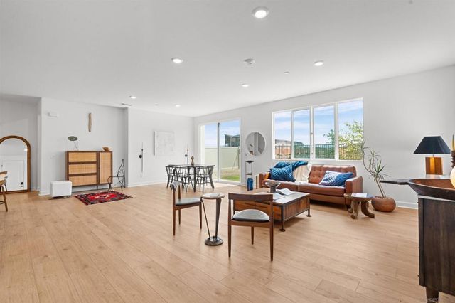 845 Hana Ave # 2, Chula Vista