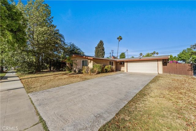 6790 El Cajon Dr, Riverside