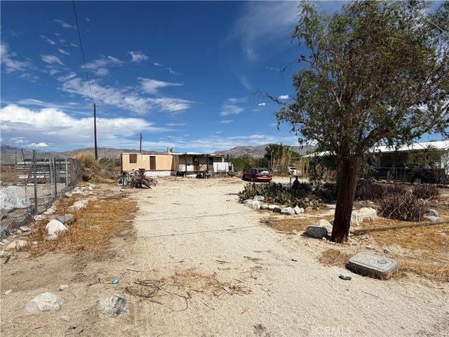 64050 Desert Sands, Desert Hot Springs