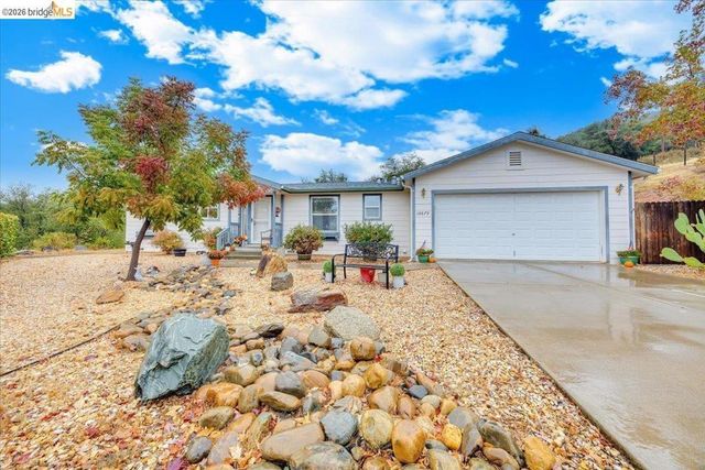 18679 Vista Dr, Jamestown