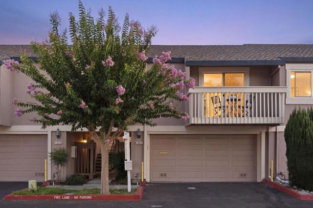 1327 Merrivale West Square, San Jose