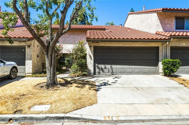 11257 Key West Avenue # 3, Porter Ranch
