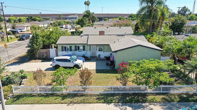 11812 Banner, Garden Grove