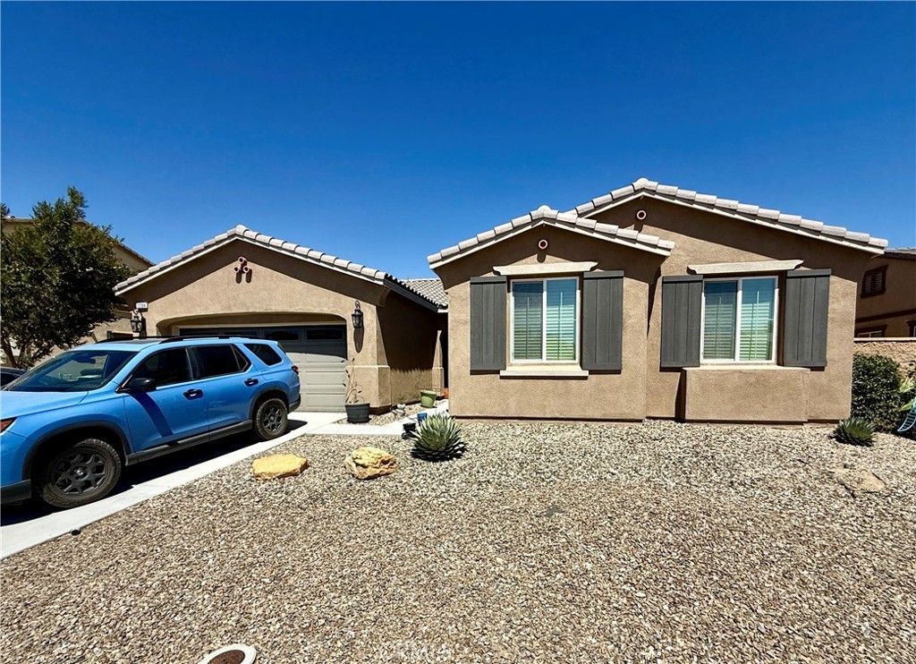 12394 Del Sur, Victorville