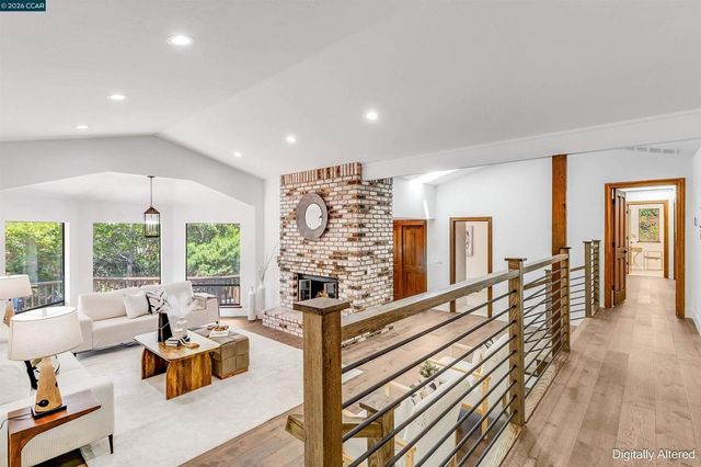 3137 Gloria Ter, Lafayette