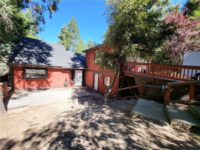 24812 Lake Gregory, Crestline
