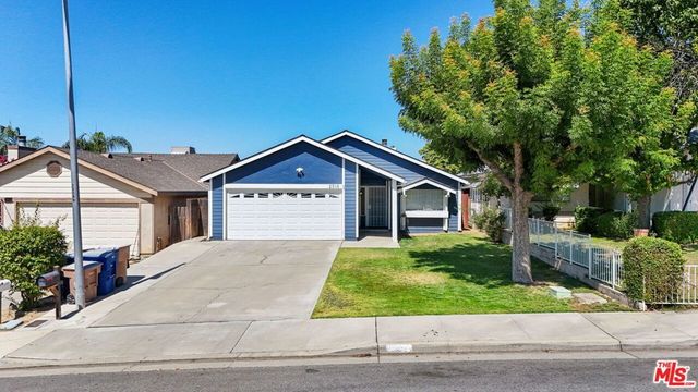 2918 La Costa Street, Bakersfield