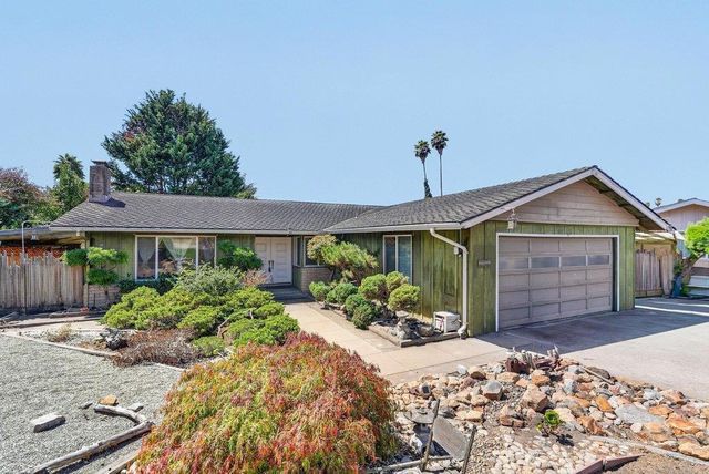 25 Brook Court, Watsonville