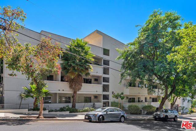 960 Larrabee Street # 328, West Hollywood