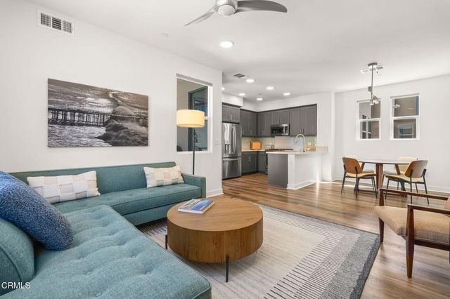 1276 E Thompson Boulevard # 101, Ventura