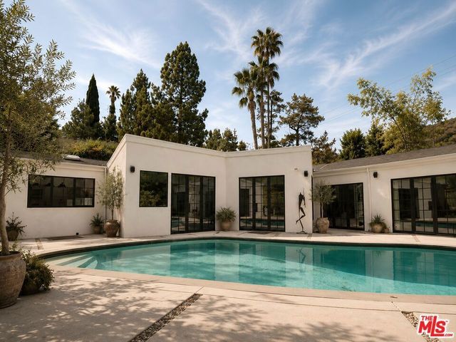 13019 Sky Valley Road, Los Angeles