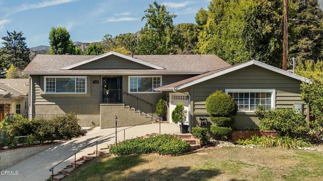 3615 Los Amigos Street, Glendale