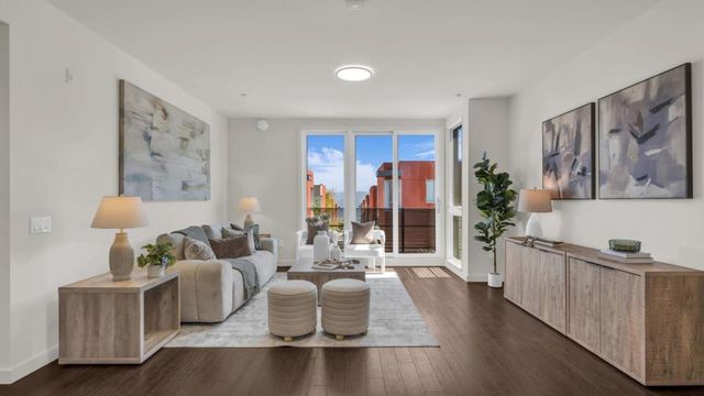 555 Innes Avenue # 313, San Francisco