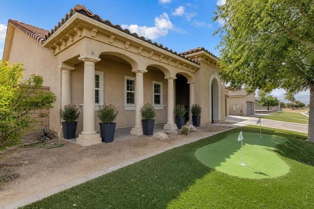 41096 Maxwell Court, Indio