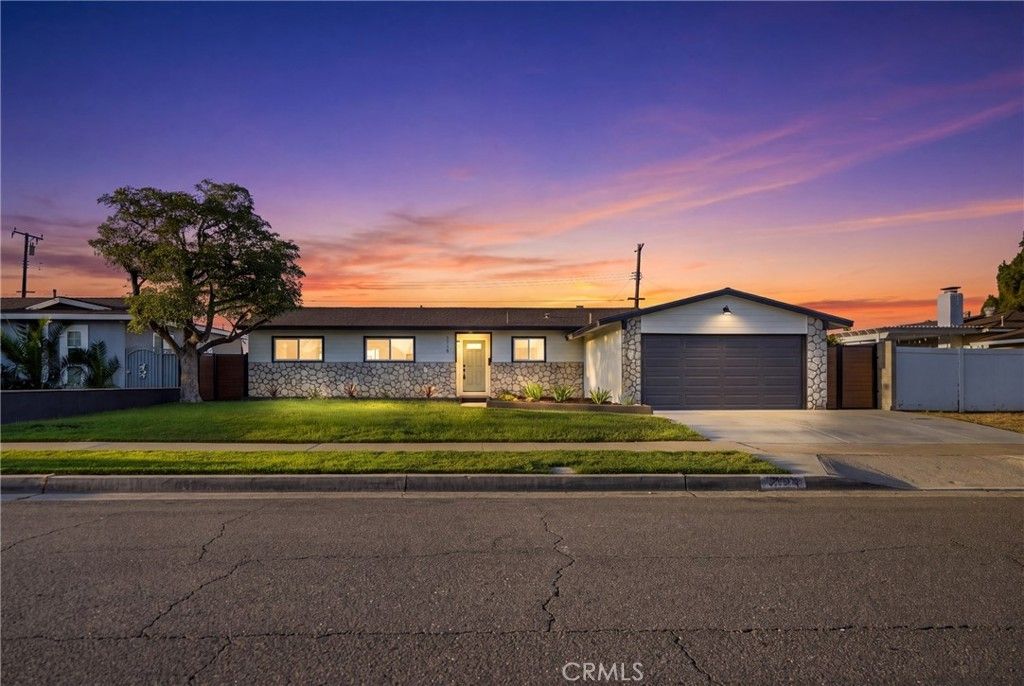 3538 E Almond, Orange