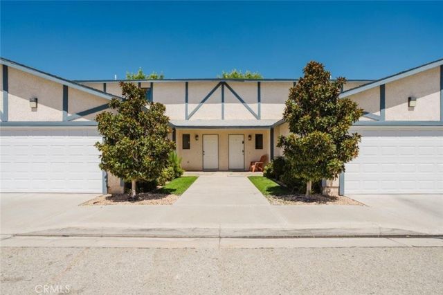 43840 Bobby Jones Drive # 2, Lancaster