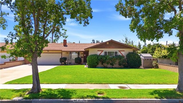 1359 West Granada Court, Ontario
