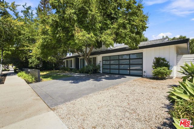 250 Lupe Avenue, Newbury Park