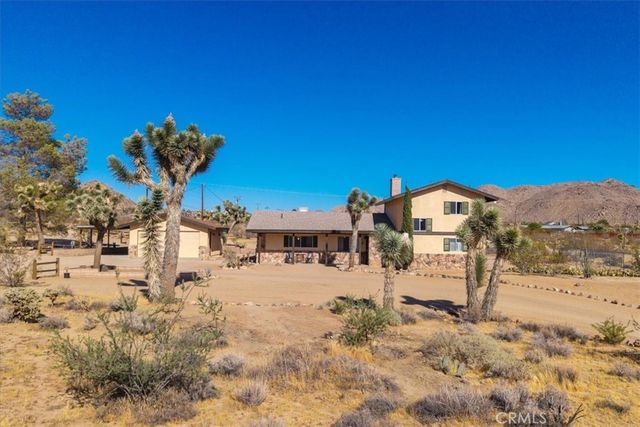 8715 Desert Shadows Road, Joshua Tree