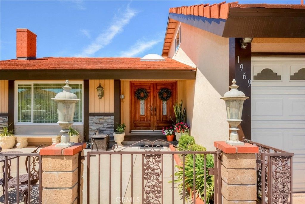 1969 Devonshire, Brea
