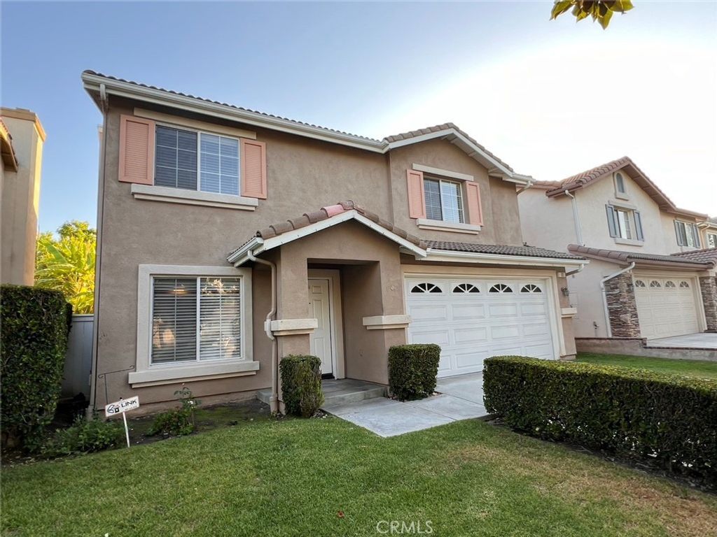 12 Granada, Irvine