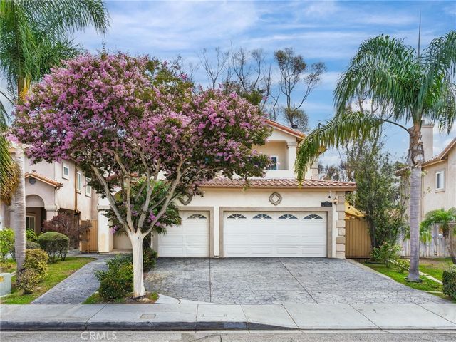 12108 S La Cienega, Hawthorne