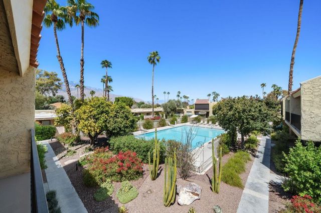 2338 Los Patos Drive, Palm Springs