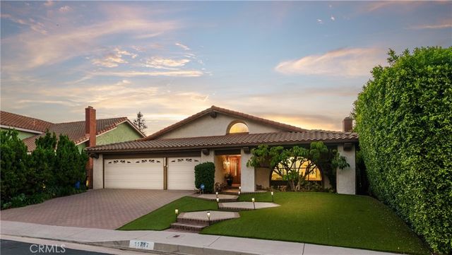 11717 Monte Leon Way, Porter Ranch