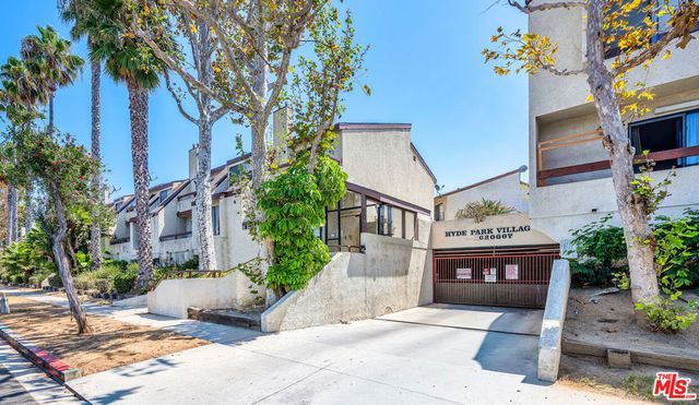 620 W Hyde Park Boulevard # 111, Inglewood