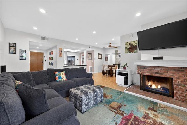 8180 Manitoba Street # 136, Playa Del Rey