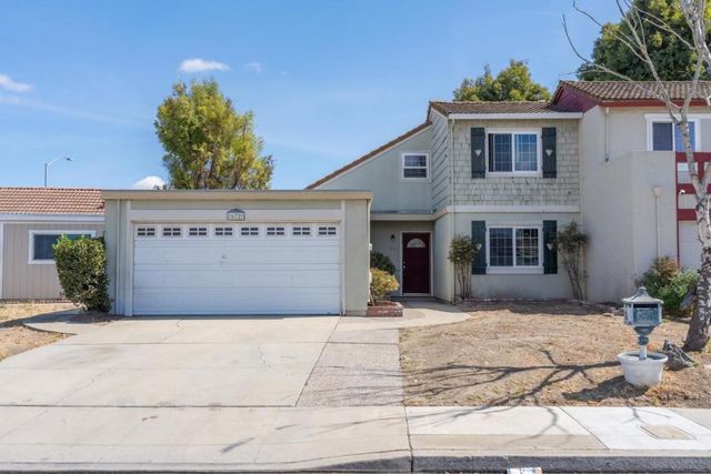 672 Alvarado Court, Salinas