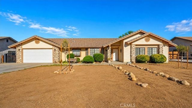 13561 Cuyamaca, Apple Valley
