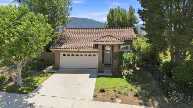 742 Buenos Tiempos Drive, Camarillo