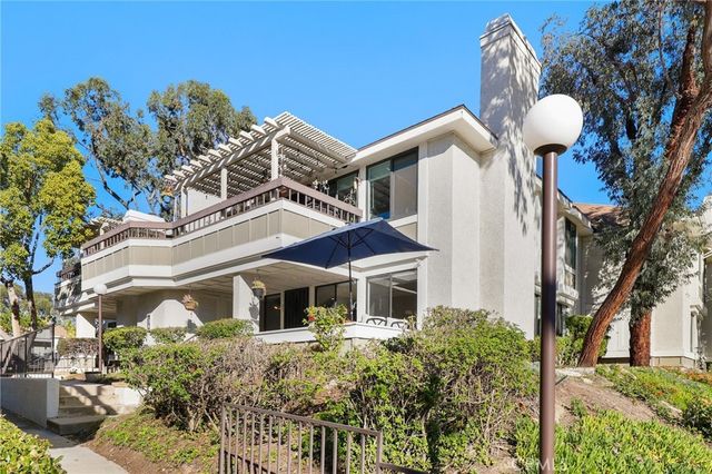 25701 View Pointe # 8c, Lake Forest