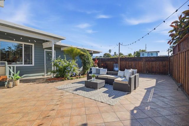 1741 S Norfolk Street, San Mateo