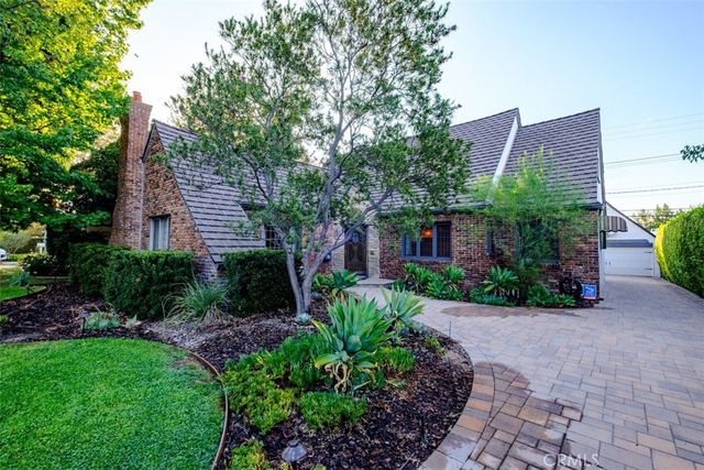 2490 Cumberland, San Marino