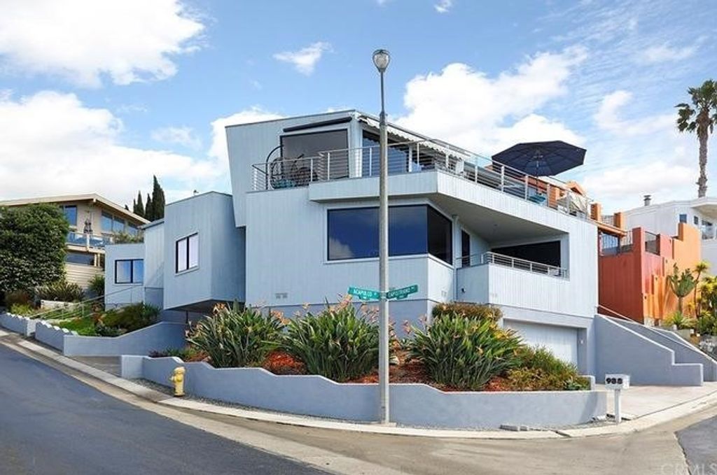 988 Acapulco, Laguna Beach