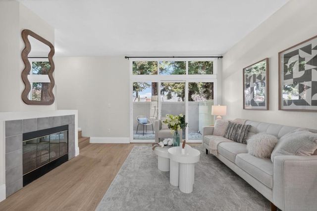 379 Dunsmuir Terrace # 3, Sunnyvale