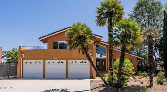 688 Velarde Drive, Thousand Oaks