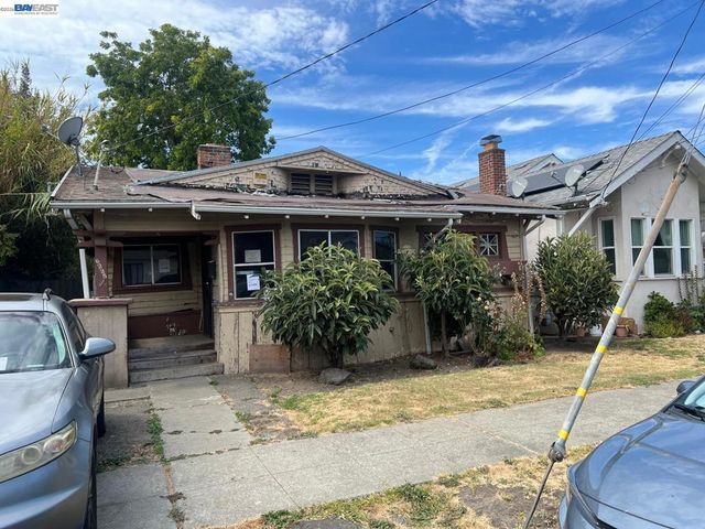 6225 Tevis St, Oakland