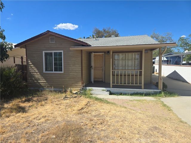 339 N Alessandro Street, Banning