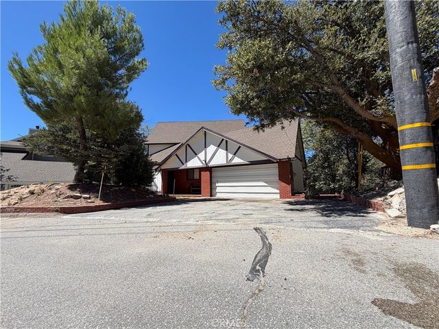 1228 Acadia, Lake Arrowhead