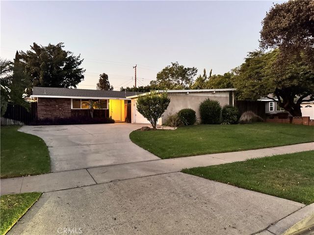 2605 E Santa Fe, Fullerton