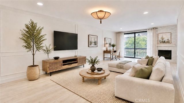 1735 N Fuller Avenue # 445, Los Angeles