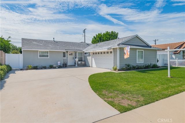 8695 Madison, Buena Park