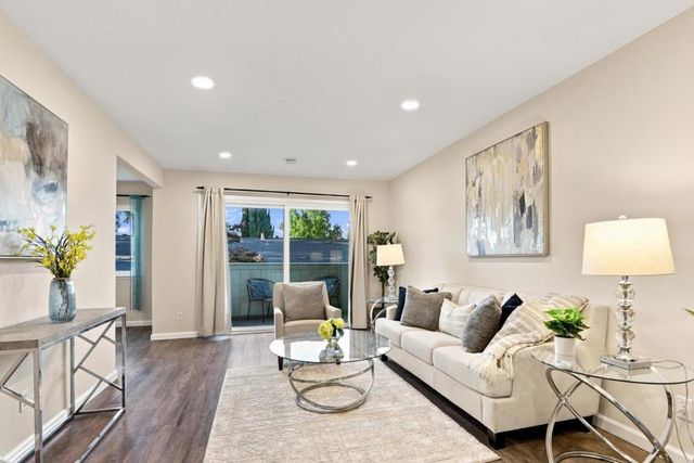 7100 Rainbow Drive # 33, San Jose