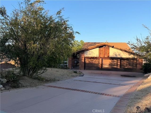 28 Wrangler Lane, Bell Canyon