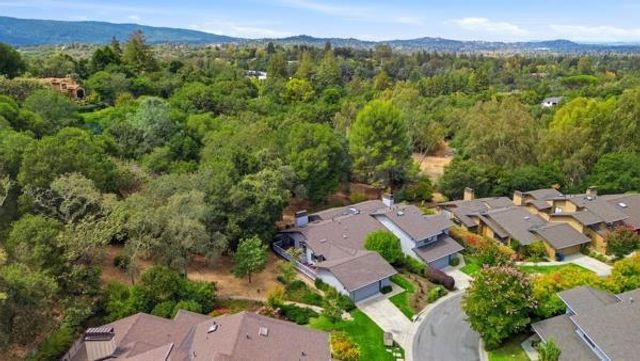 11 Biltmore Lane, Menlo Park