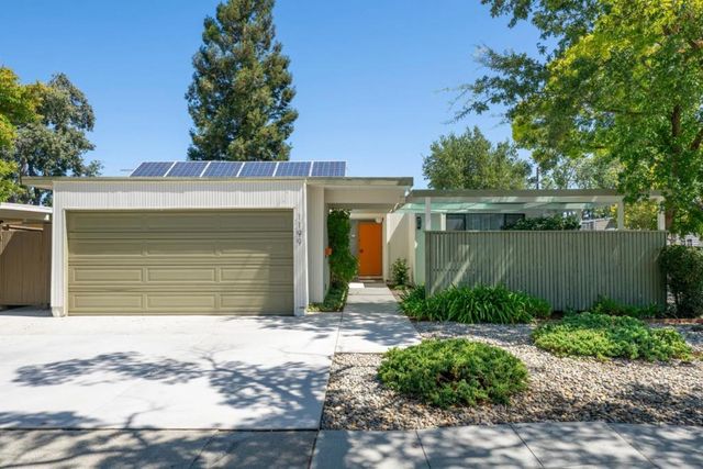 1199 Lyons Street, Redwood City