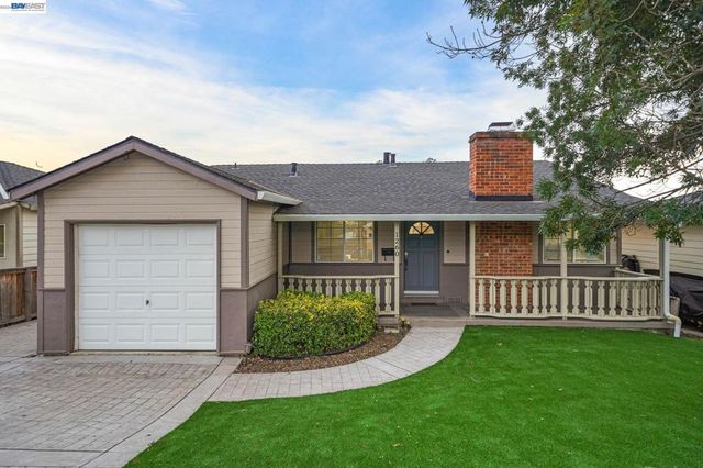 1260 Highland Blvd, Hayward